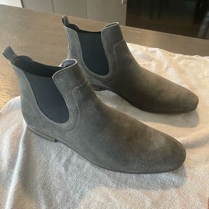 The Rail (Nordstrom). Suede Chelsea Boot. Grey